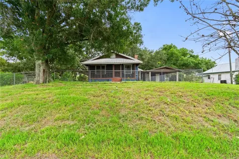 30 E 8th Street Frostproof FL 33843