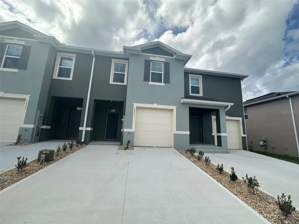 1631 Thicket Avenue Davenport FL 33837