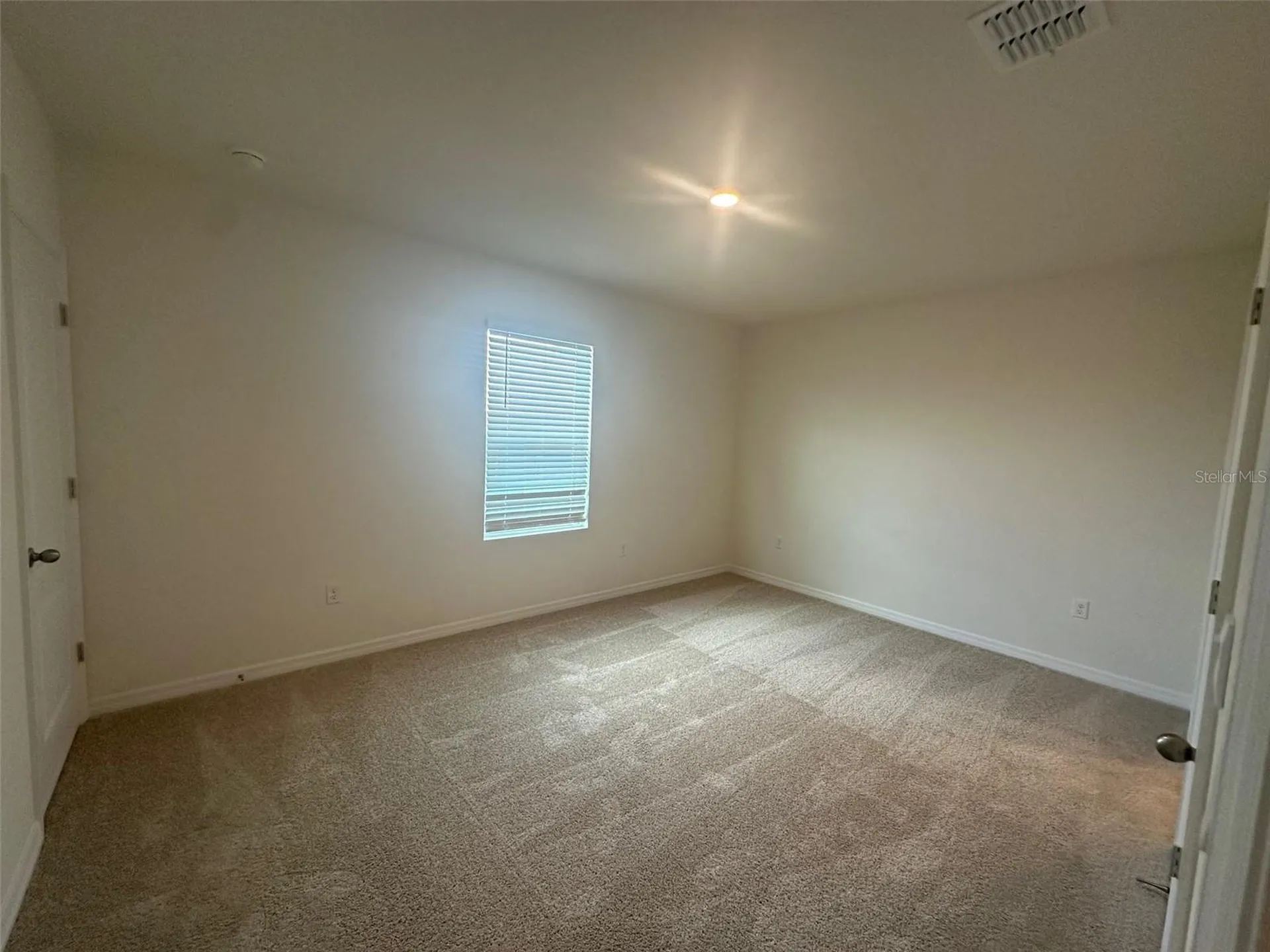 1631 Thicket Avenue Davenport FL 33837
