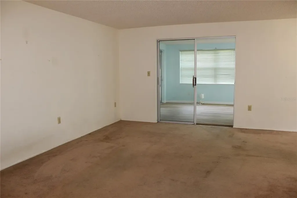 7149 Channelside Lane N Pinellas Park FL 33781