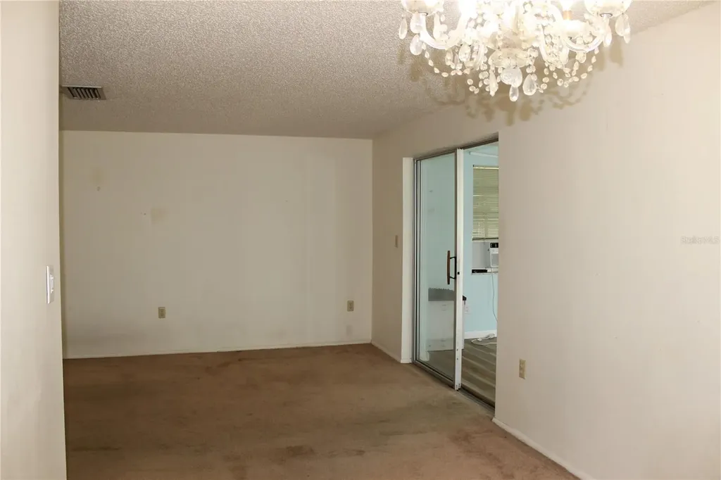 7149 Channelside Lane N Pinellas Park FL 33781
