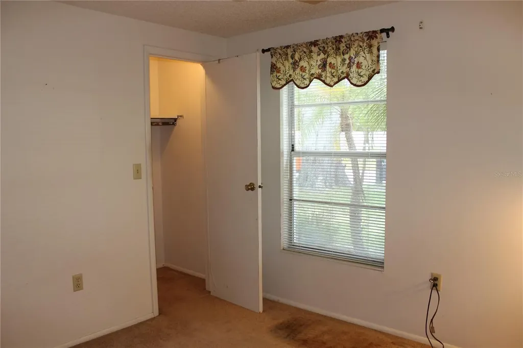 7149 Channelside Lane N Pinellas Park FL 33781