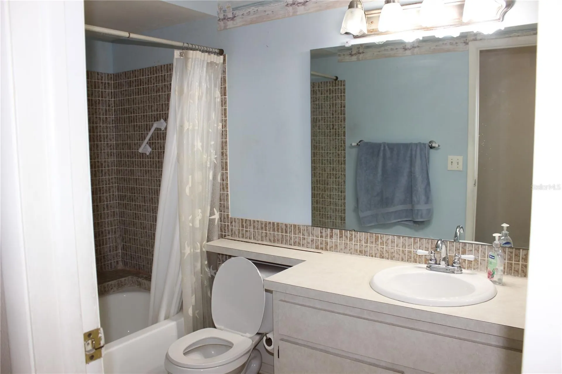 7149 Channelside Lane N Pinellas Park FL 33781