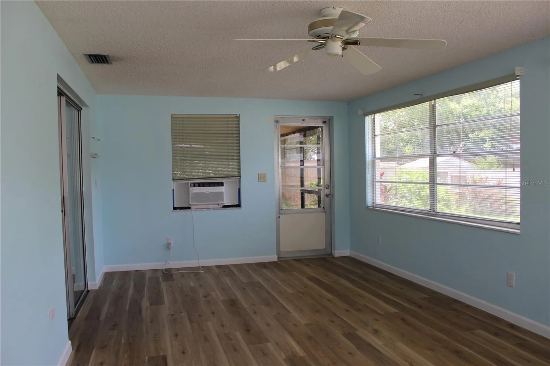 7149 Channelside Lane N Pinellas Park FL 33781