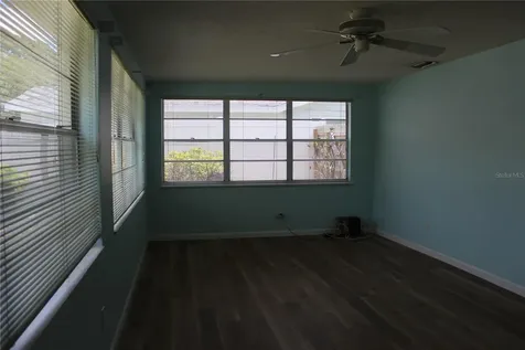 7149 Channelside Lane N Pinellas Park FL 33781