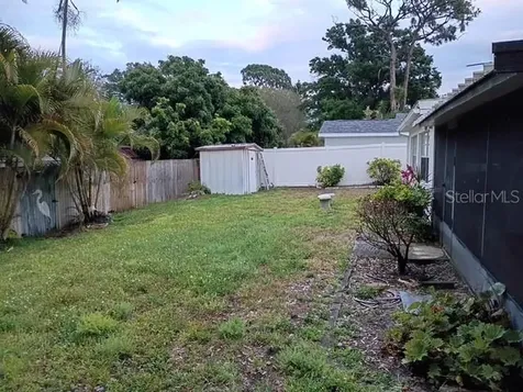 7149 Channelside Lane N Pinellas Park FL 33781