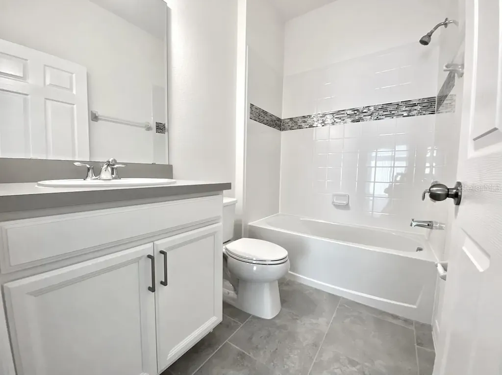 924 Avenal Lane Davenport FL 33837