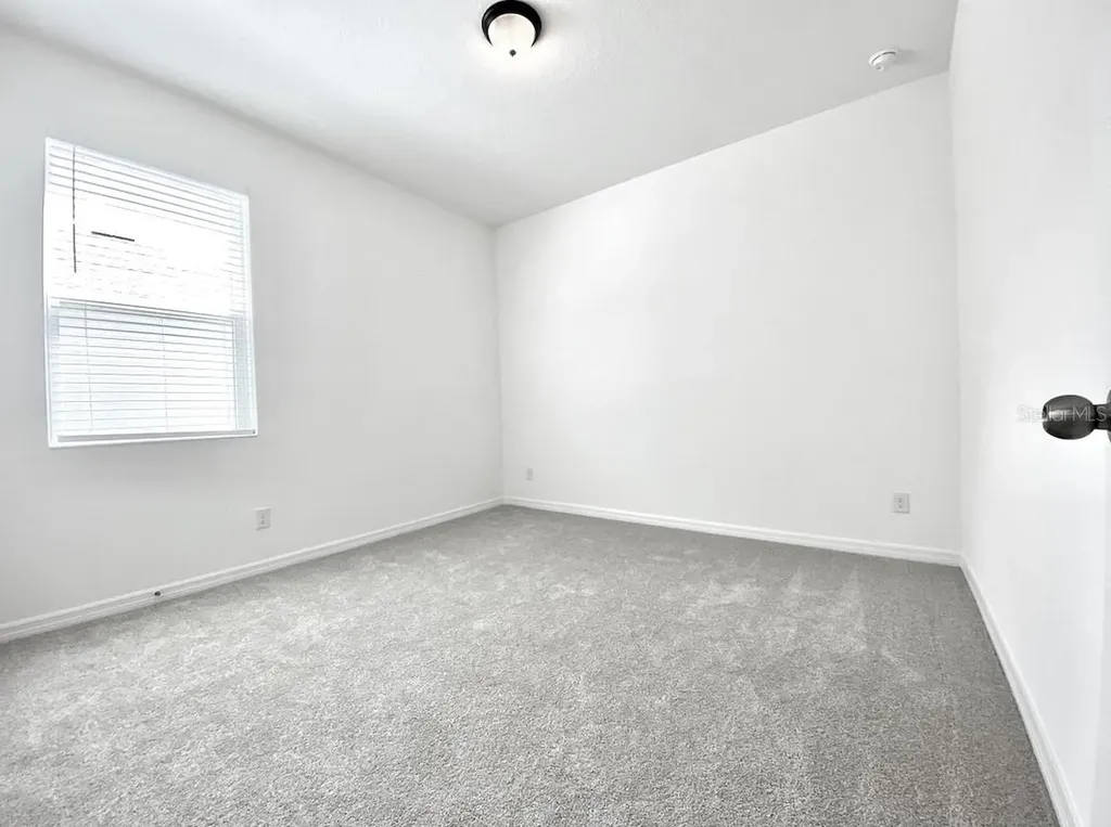 924 Avenal Lane Davenport FL 33837