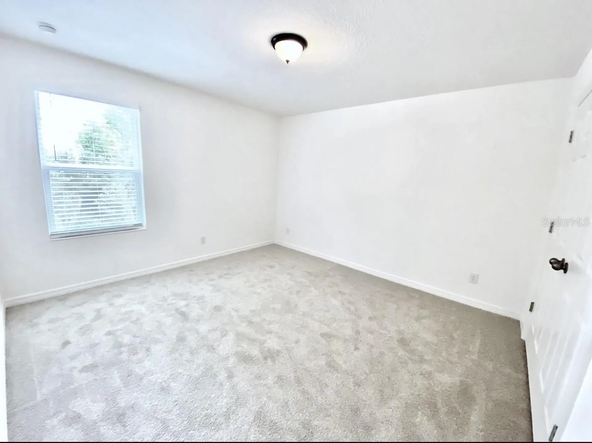 924 Avenal Lane Davenport FL 33837