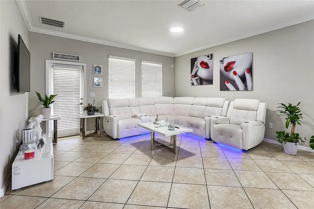 949 Terra Vista Street Brandon FL 33511
