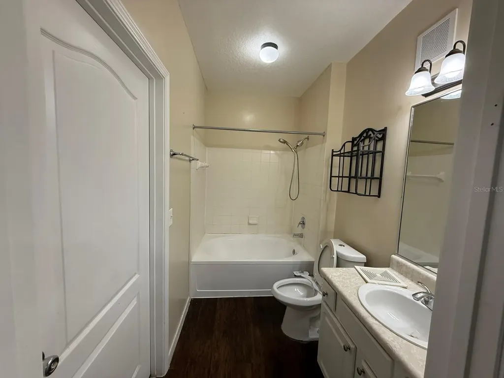 17977 Villa Creek Drive Tampa FL 33647