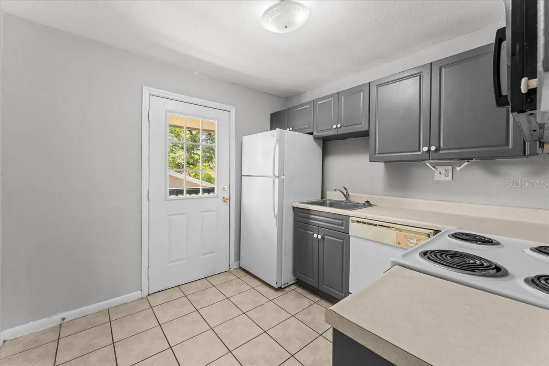 12407 Oak Cedar Place Tampa FL 33612