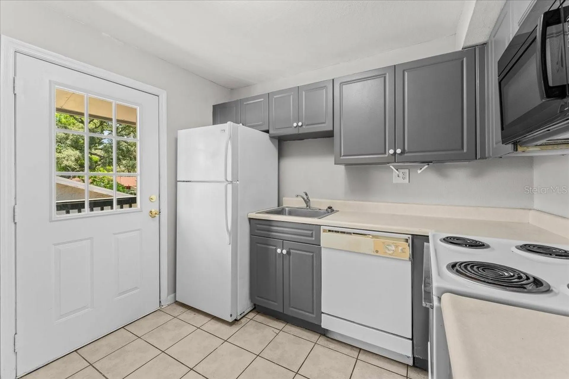 12407 Oak Cedar Place Tampa FL 33612