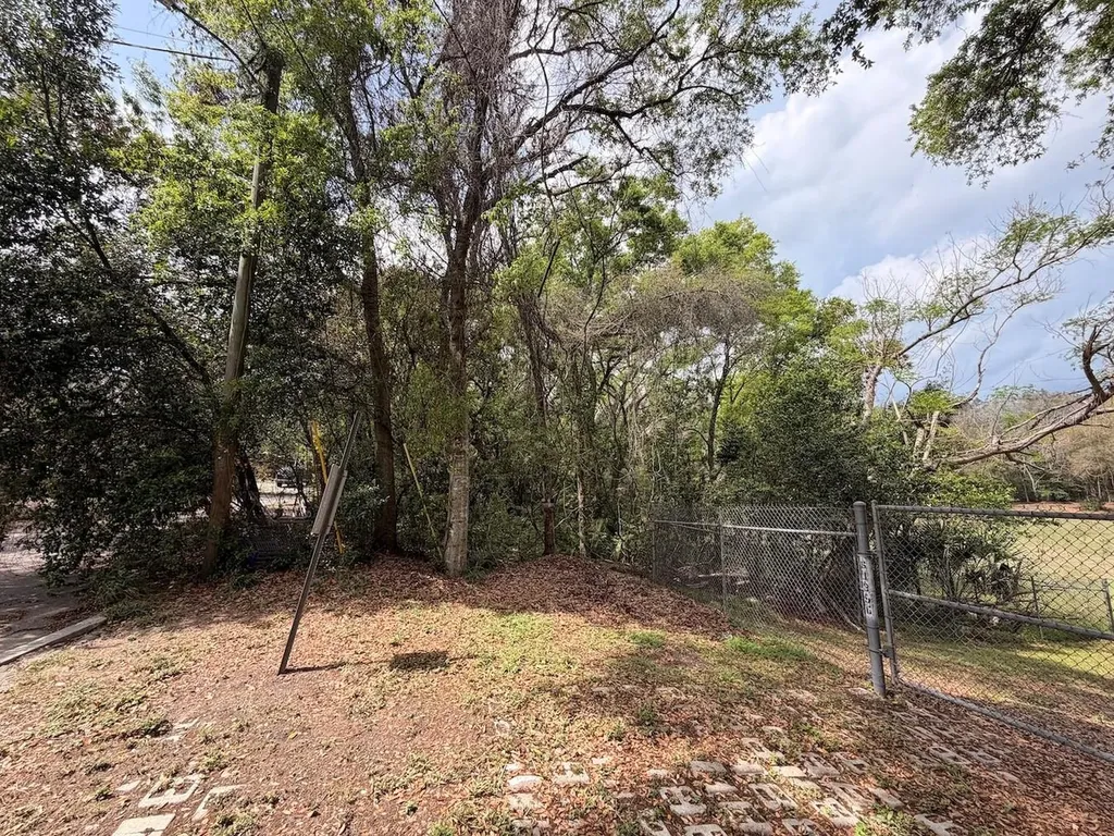 481 N Lancelot Avenue Orlando FL 32835