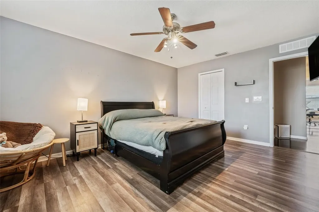 2220 Windsor Lake Circle Sanford FL 32773