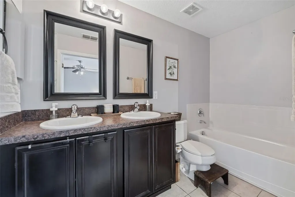2220 Windsor Lake Circle Sanford FL 32773