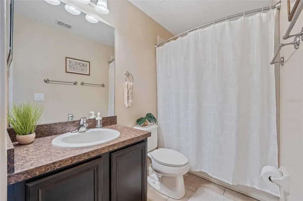 2220 Windsor Lake Circle Sanford FL 32773