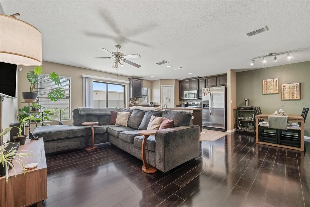 2220 Windsor Lake Circle Sanford FL 32773