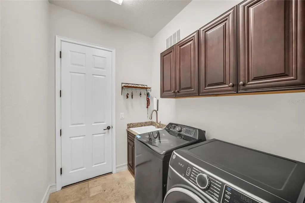 5519 Arnie Loop Lakewood Ranch FL 34211
