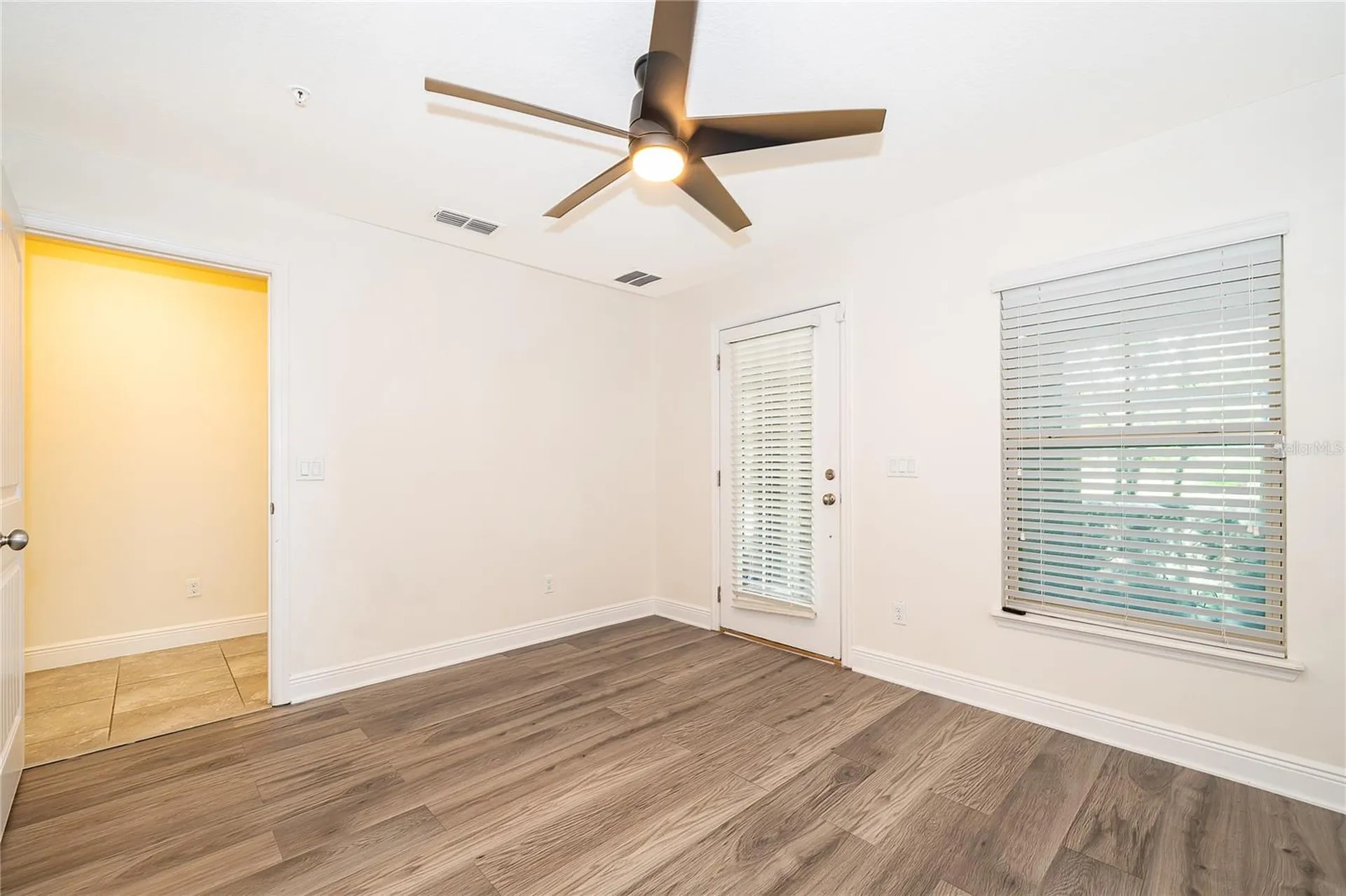 10061 Town Lake Drive Orlando FL 32832