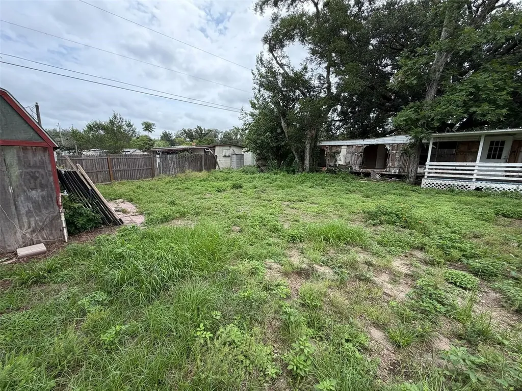 39215 Orient Avenue Zephyrhills FL 33542