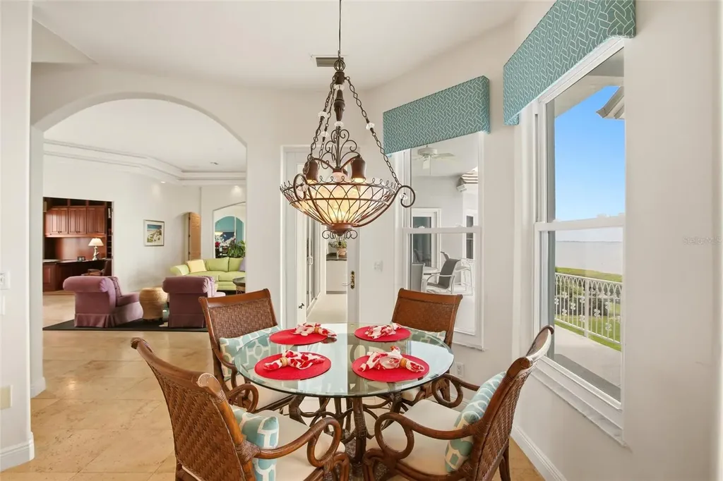 7524 Westmoreland Drive Sarasota FL 34243