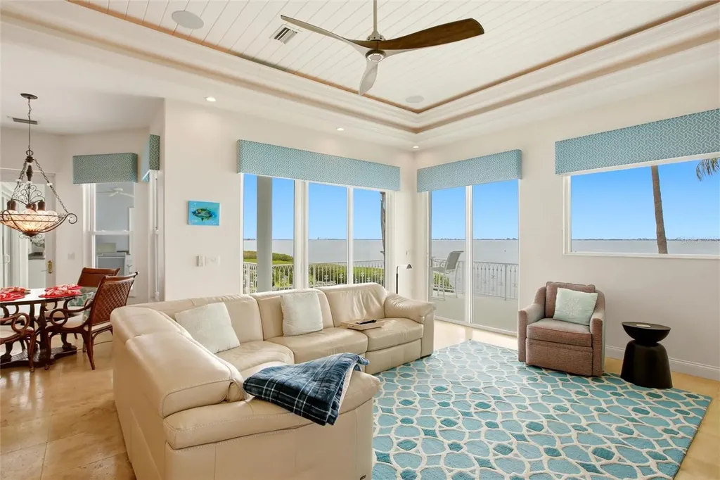 7524 Westmoreland Drive Sarasota FL 34243