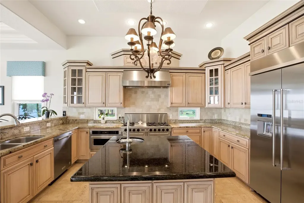 7524 Westmoreland Drive Sarasota FL 34243