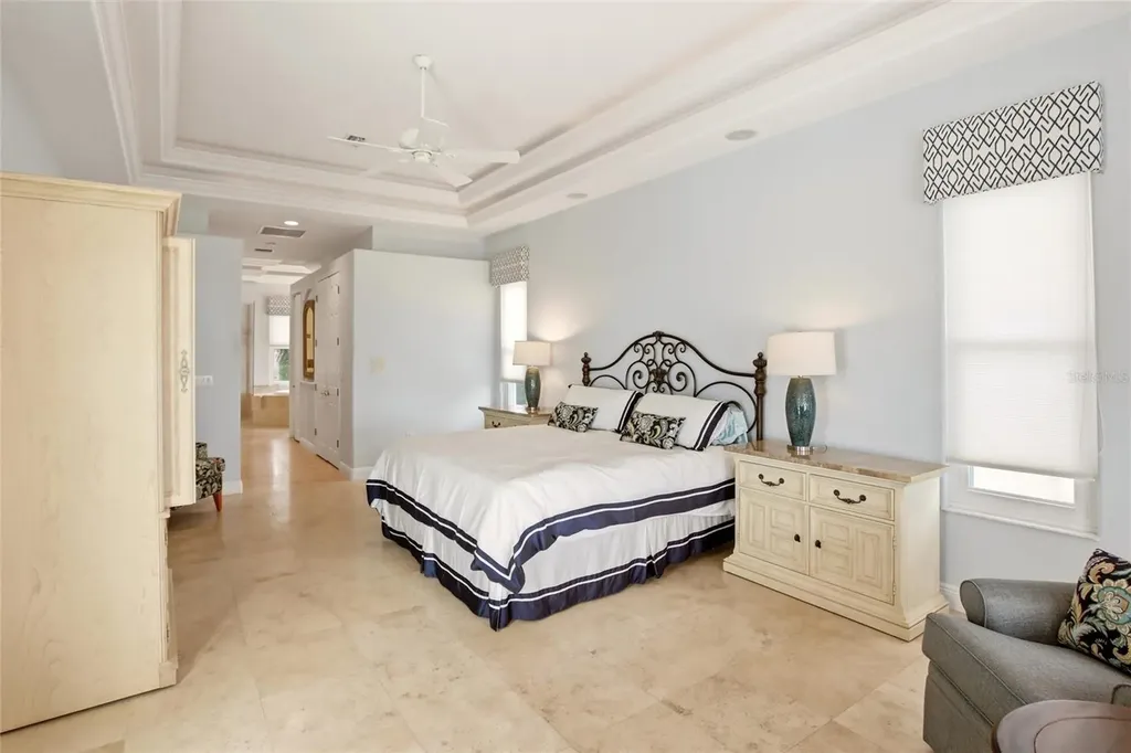 7524 Westmoreland Drive Sarasota FL 34243