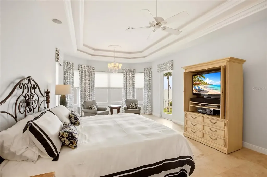 7524 Westmoreland Drive Sarasota FL 34243
