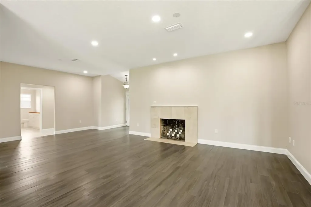 7524 Westmoreland Drive Sarasota FL 34243