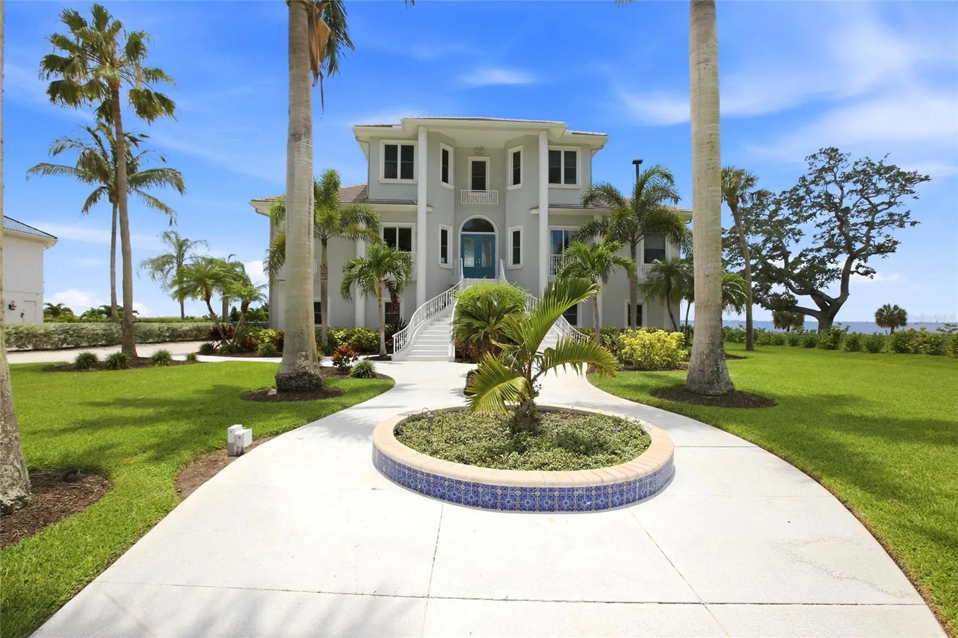 7524 Westmoreland Drive Sarasota FL 34243