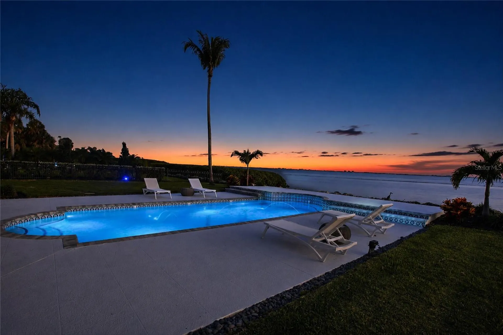 7524 Westmoreland Drive Sarasota FL 34243