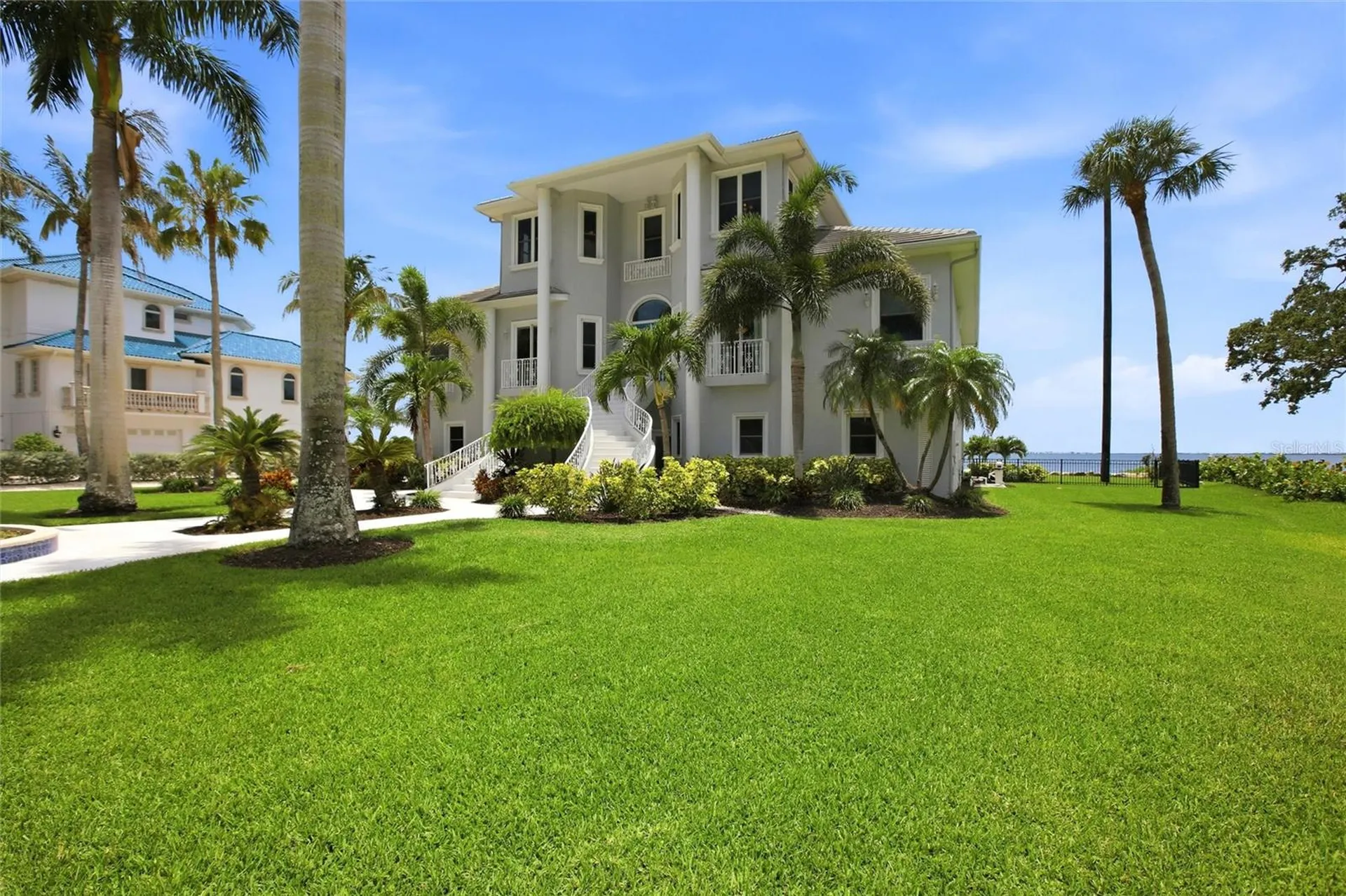 7524 Westmoreland Drive Sarasota FL 34243