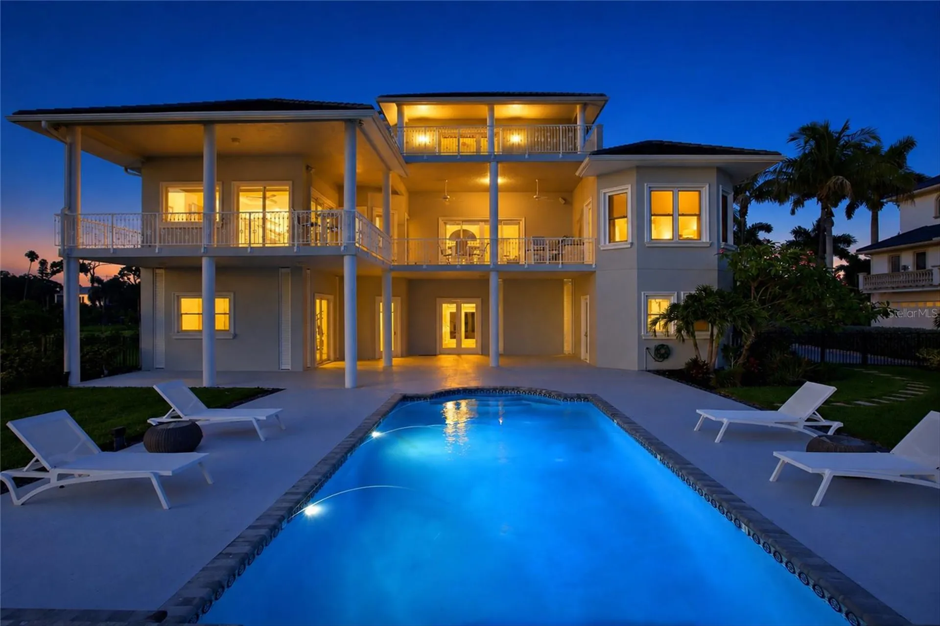 7524 Westmoreland Drive Sarasota FL 34243