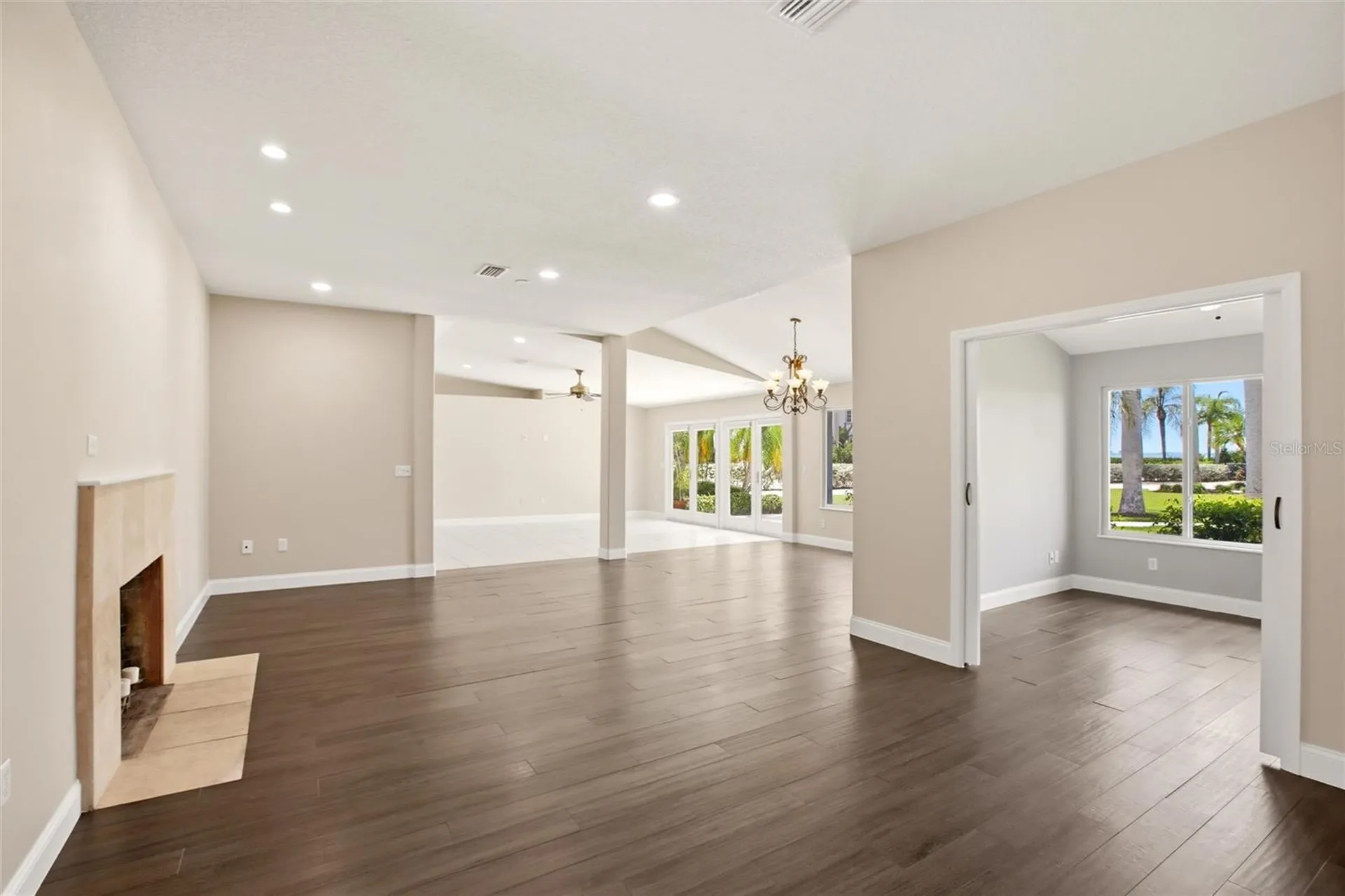 7524 Westmoreland Drive Sarasota FL 34243