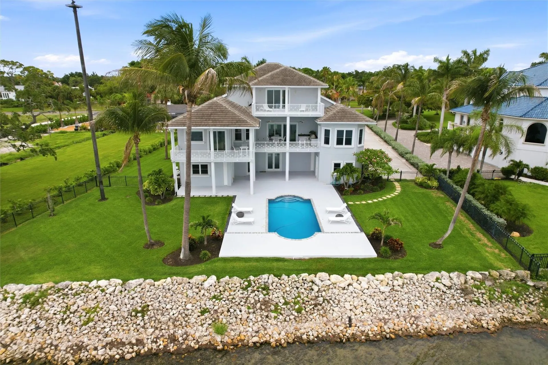 7524 Westmoreland Drive Sarasota FL 34243