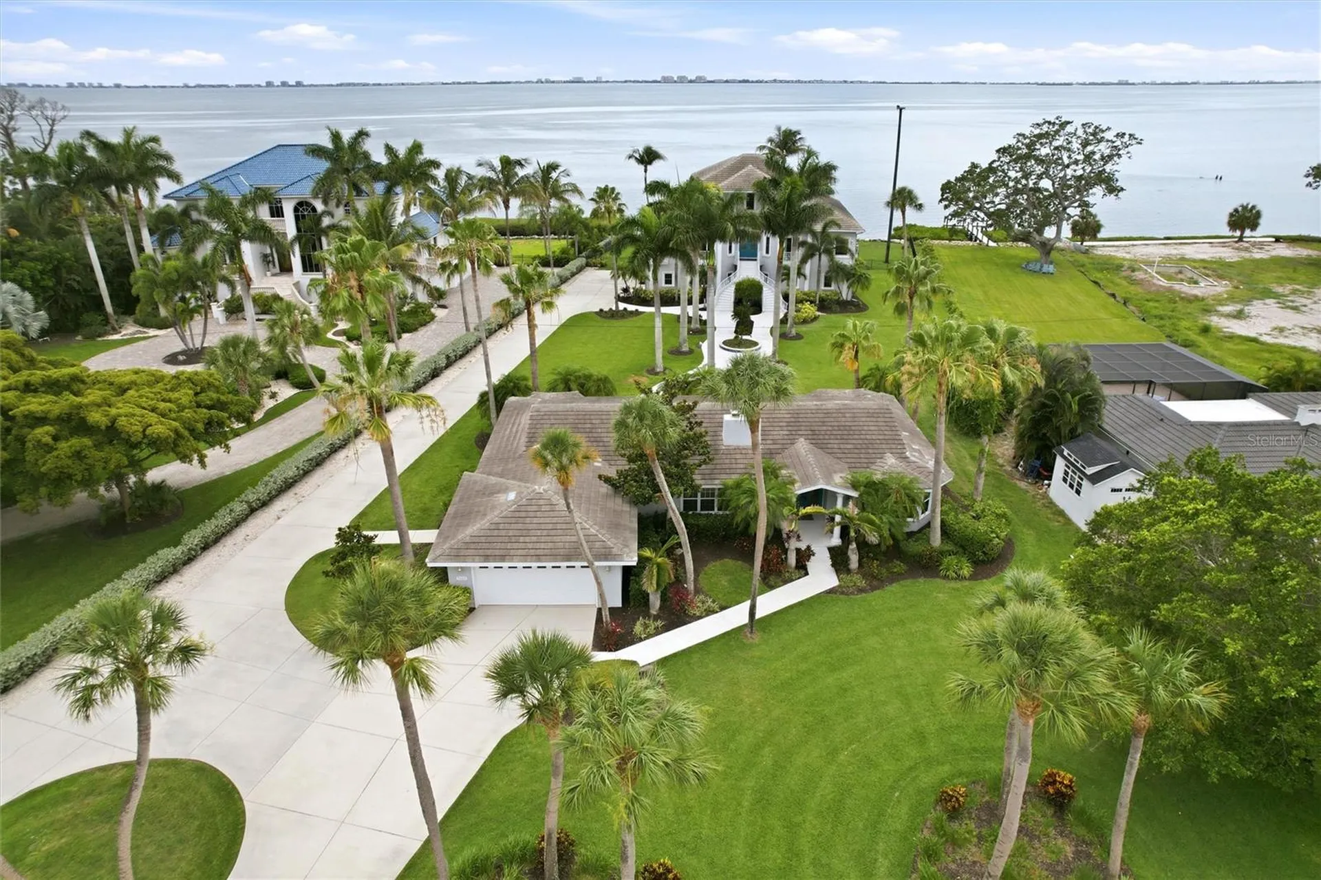 7524 Westmoreland Drive Sarasota FL 34243