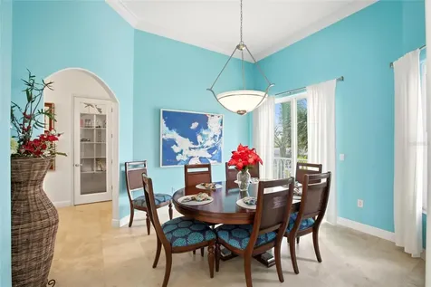 7524 Westmoreland Drive Sarasota FL 34243
