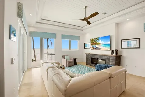 7524 Westmoreland Drive Sarasota FL 34243