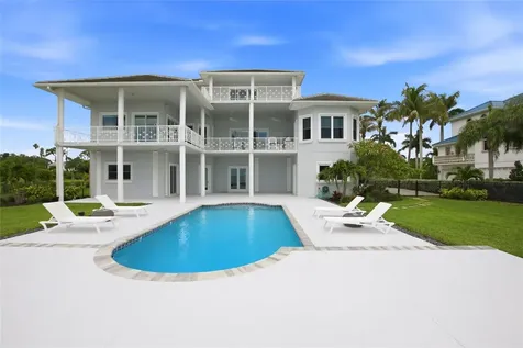 7524 Westmoreland Drive Sarasota FL 34243