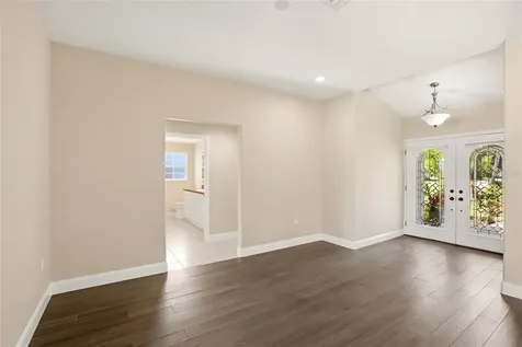 7524 Westmoreland Drive Sarasota FL 34243