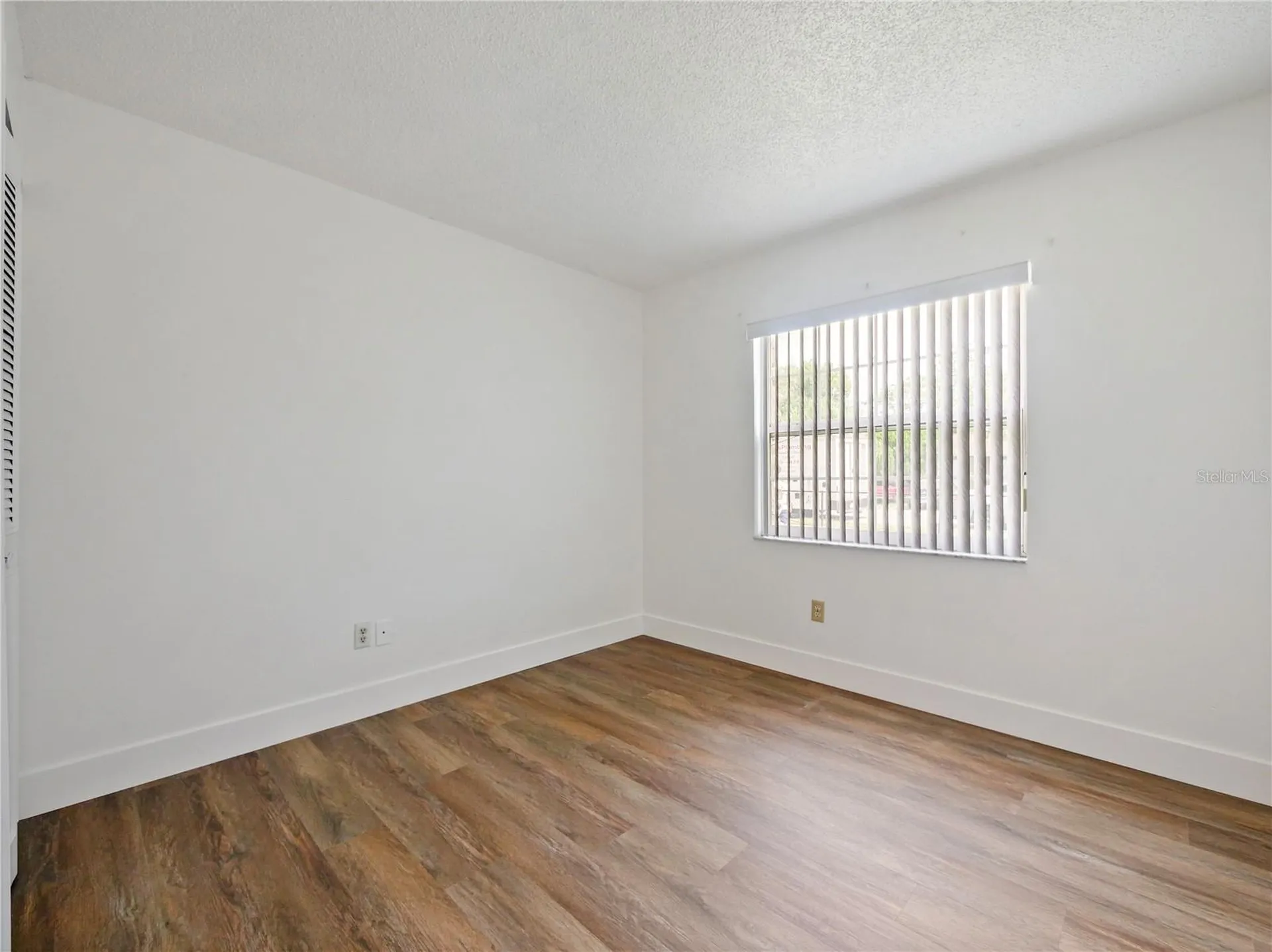 141 Hazelcrest Street Deltona FL 32725