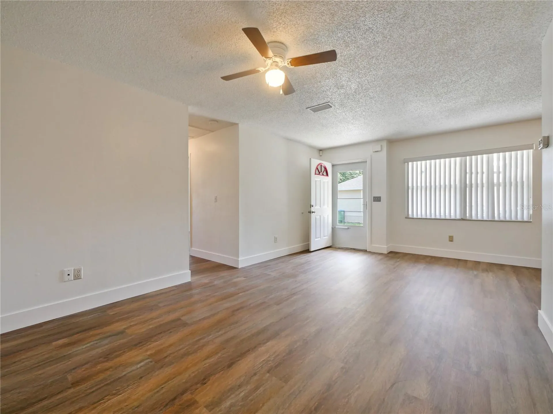 141 Hazelcrest Street Deltona FL 32725