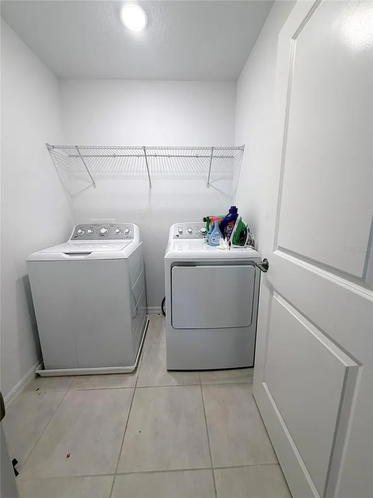 216 Citrine Loop Kissimmee FL 34758