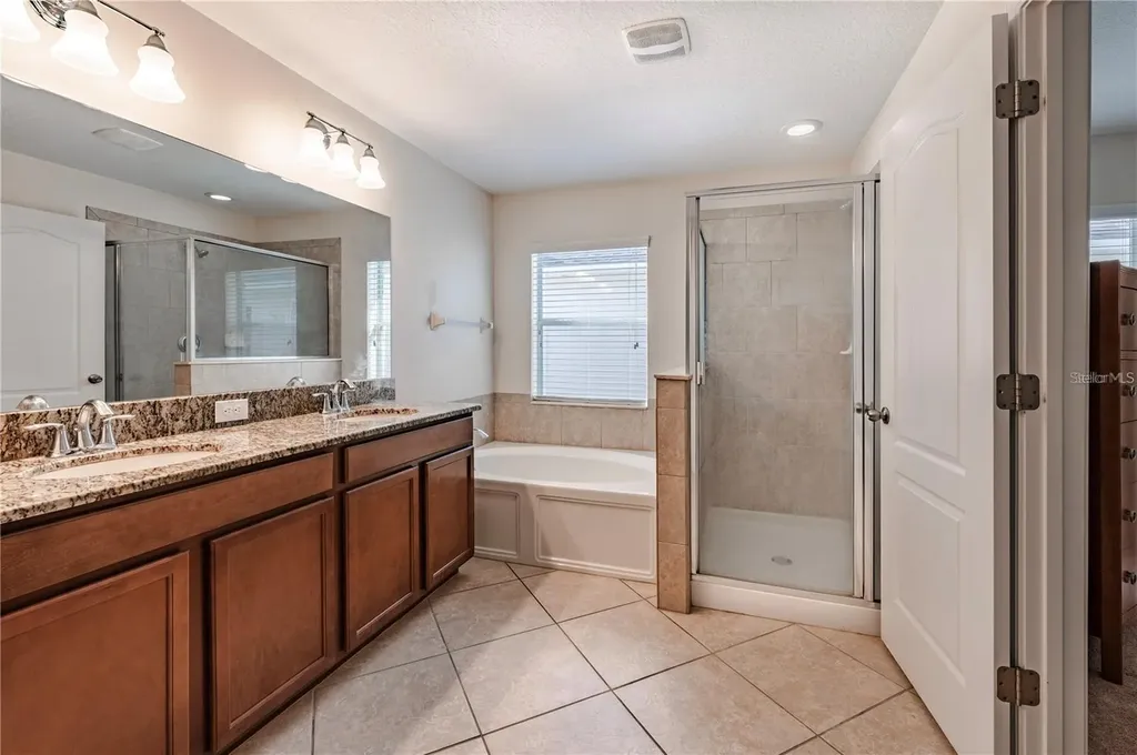 12116 Echo Basin Cove Riverview FL 33579