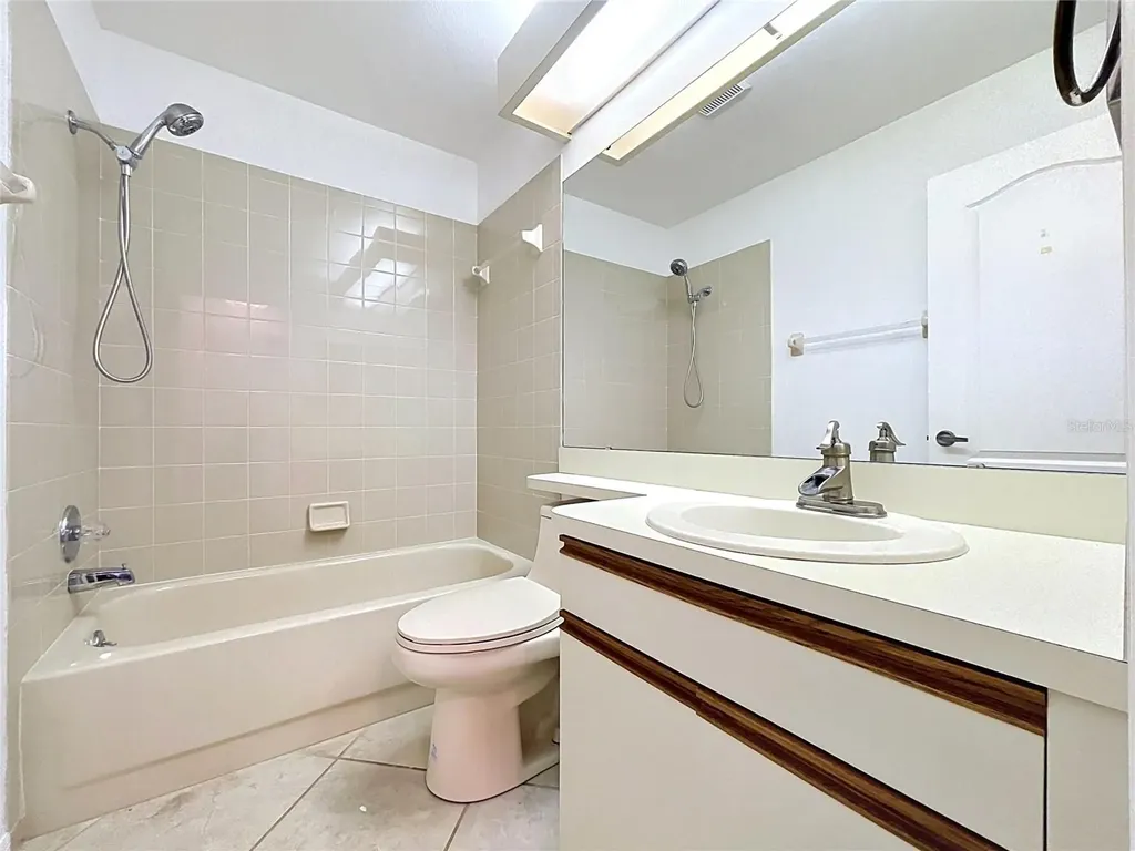 4165 Rosas Avenue Sarasota FL 34233
