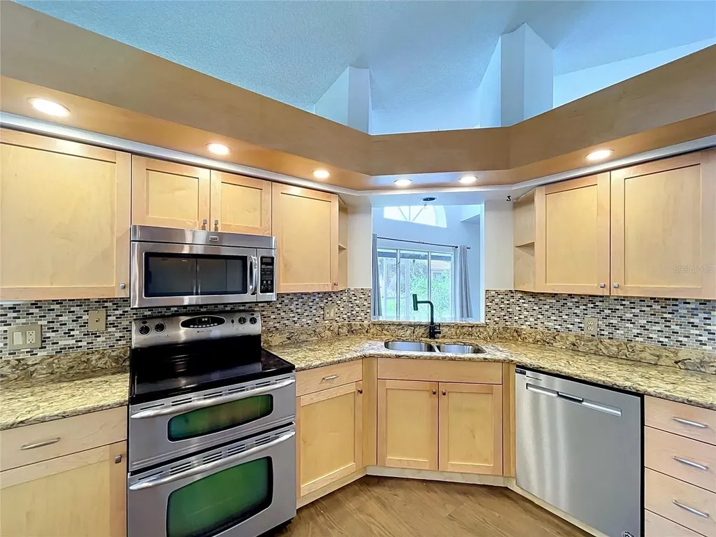 4165 Rosas Avenue Sarasota FL 34233