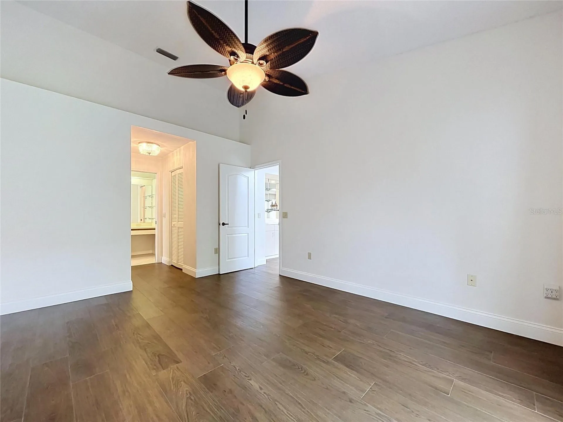 4165 Rosas Avenue Sarasota FL 34233