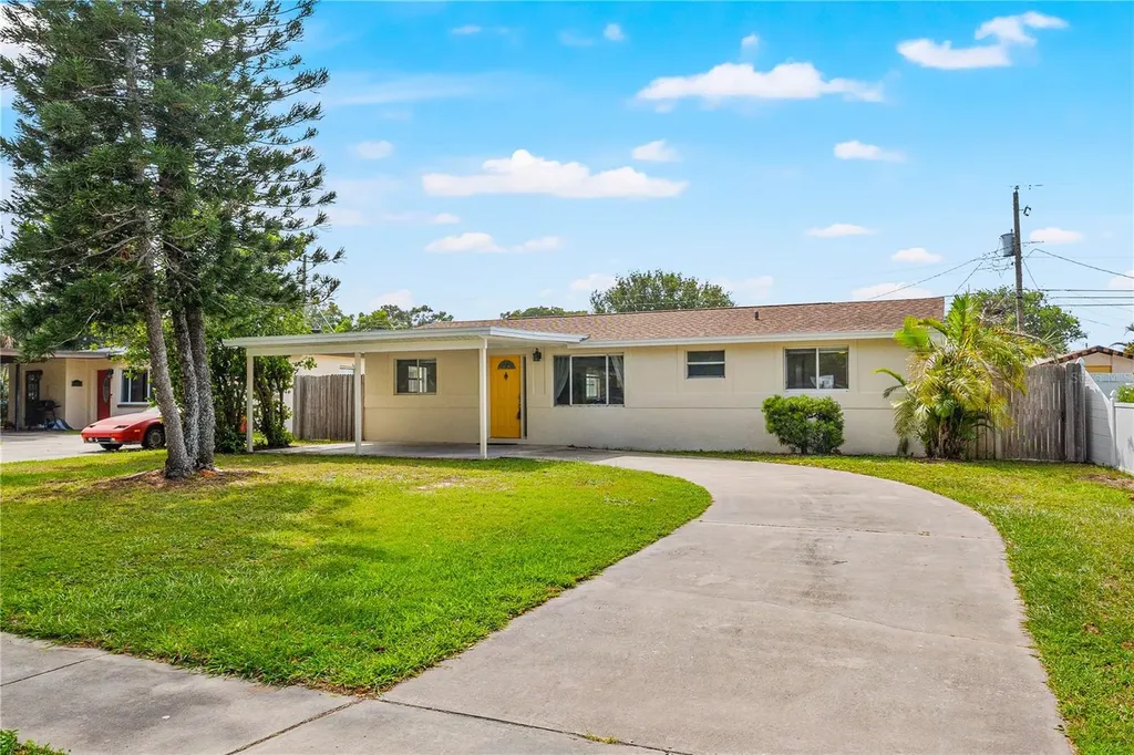5624 63rd Street N St Petersburg FL 33709